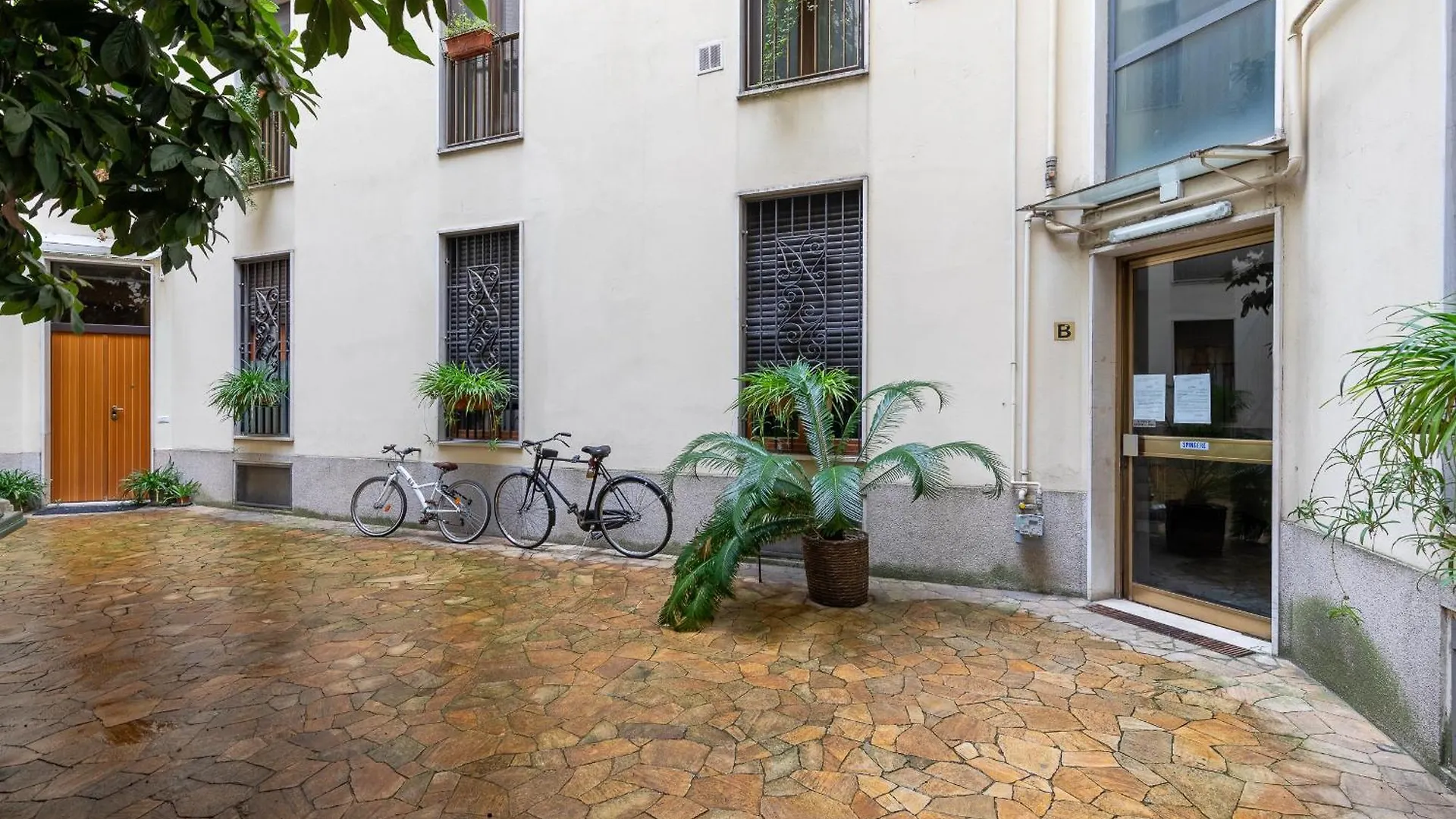 Eutropia - Ampio Appartamento In Porta Venezia Milán Itálie