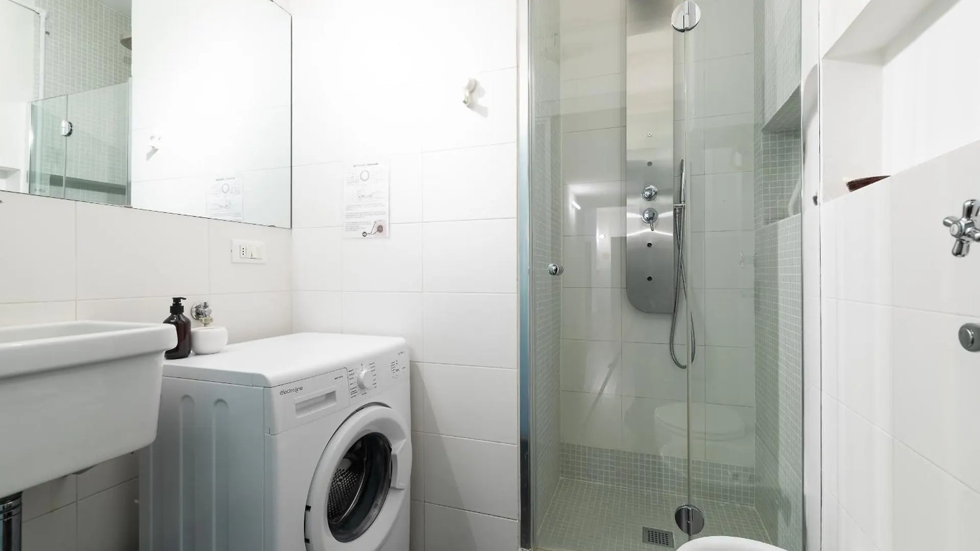 Eutropia - Ampio Appartamento In Porta Venezia Milán